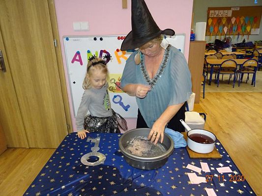 Grafika #30: Andrzejki gr. II Rybki