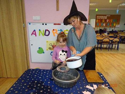 Grafika #31: Andrzejki gr. II Rybki