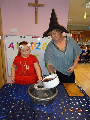 Grafika #49: Andrzejki gr. II Rybki