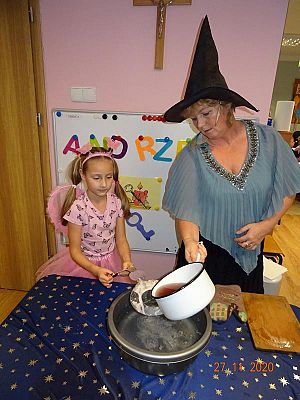 Grafika #58: Andrzejki gr. II Rybki