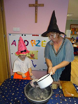 Grafika #61: Andrzejki gr. II Rybki