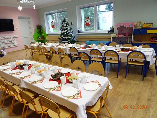 Grafika #0: Spotkanie wigilijne