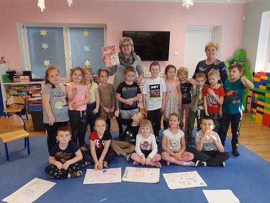 Grafika #15: Świąteczna fotobudka