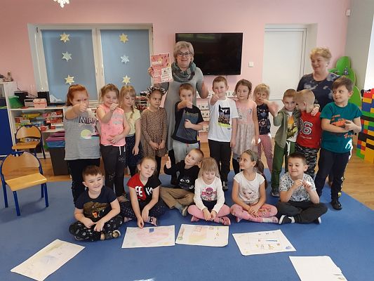 Grafika #14: Świąteczna fotobudka