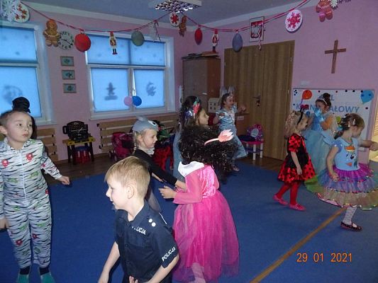 Grafika #47: Bal karnawałowy cz. I