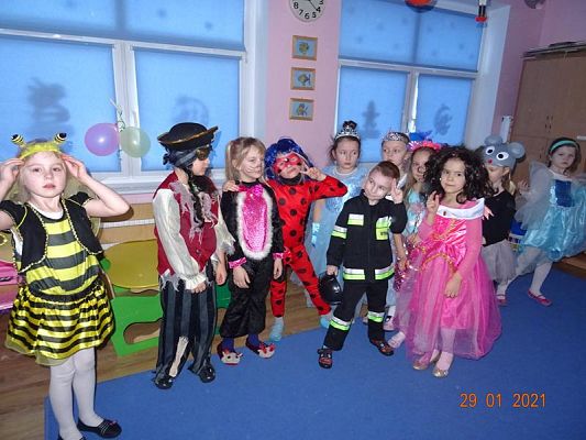 Grafika #45: Bal karnawałowy cz. I