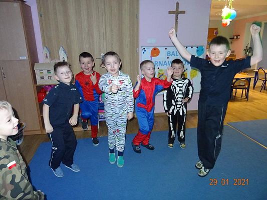 Grafika #37: Bal karnawałowy cz. I