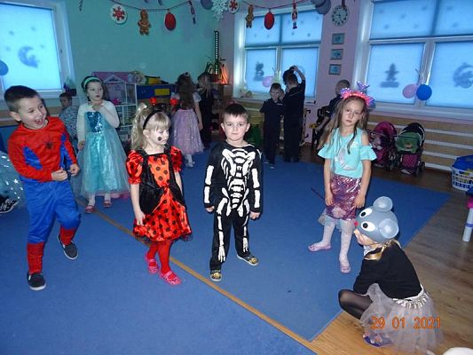 Grafika #29: Bal karnawałowy cz. I