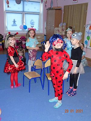 Grafika #19: Bal karnawałowy cz. I