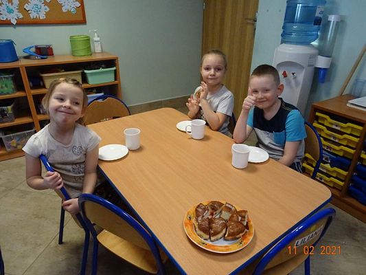 Grafika #10: Tłusty czwartek w przedszkolu