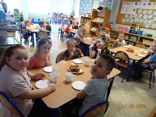 Grafika #12: Tłusty czwartek w przedszkolu