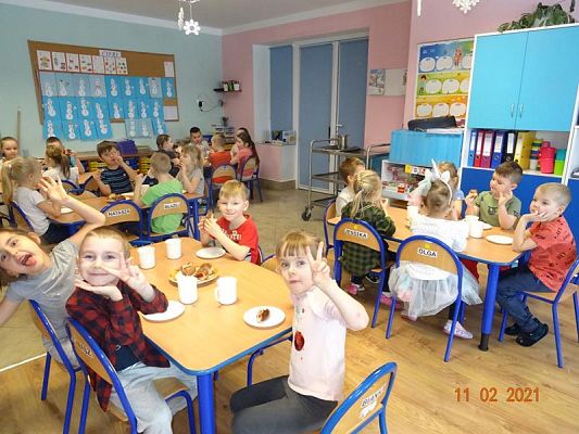 Grafika #17: Tłusty czwartek w przedszkolu