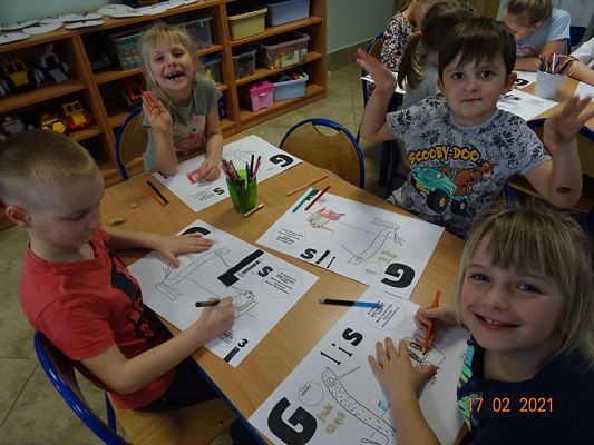 Grafika #13: A niech to gęś kopnie-warsztaty czytelnicze