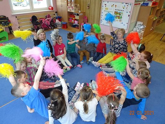 Grafika #2: Dzień kolorowej skarpetki-Światowy Dzień Osób z Zespołem Downa