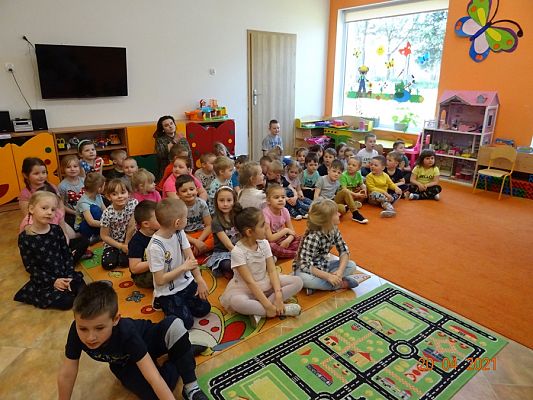 Grafika #1: Wręczenie nagród w konkursie plastycznym Ozdoba wielkanocna