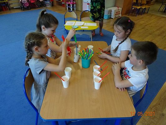 Grafika #5: I Międzyprzedszkolne Potyczki Matematyczne Jestem chwat-z matematyką za pan brat