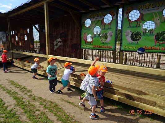 Grafika #12: Wycieczka na Farmę Alexa cz. I