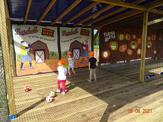 Grafika #13: Wycieczka na Farmę Alexa cz. I