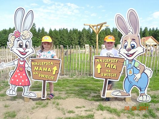 Grafika #17: Wycieczka na Farmę Alexa cz. I