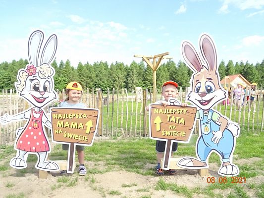 Grafika #19: Wycieczka na Farmę Alexa cz. I