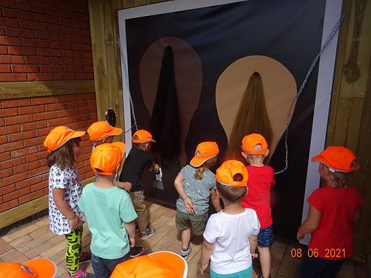 Grafika #30: Wycieczka na Farmę Alexa cz. I