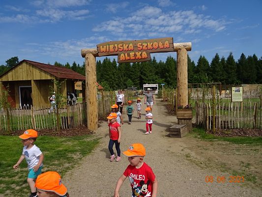 Grafika #1: Wycieczka na Farmę Alexa cz. II