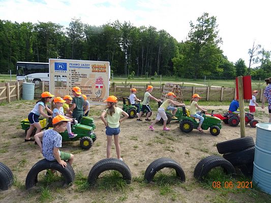 Grafika #9: Wycieczka na Farmę Alexa cz. II