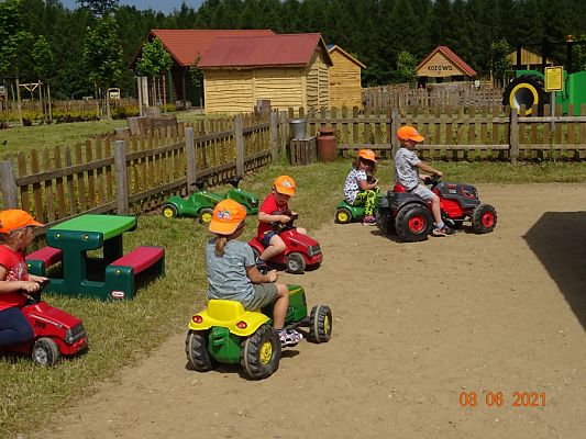 Grafika #12: Wycieczka na Farmę Alexa cz. II