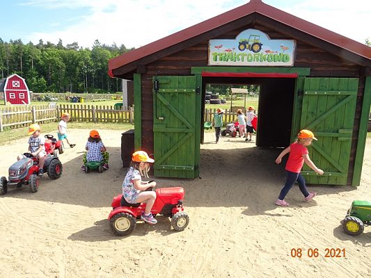 Grafika #16: Wycieczka na Farmę Alexa cz. II