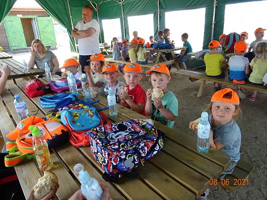 Grafika #27: Wycieczka na Farmę Alexa cz. II