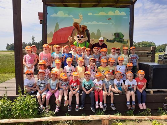 Grafika #19: Wycieczka na Farmę Alexa cz. III