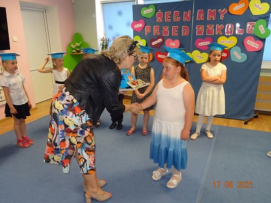 Grafika #2: Żegnaj przedszkolezakończenie 6-latków cz. III