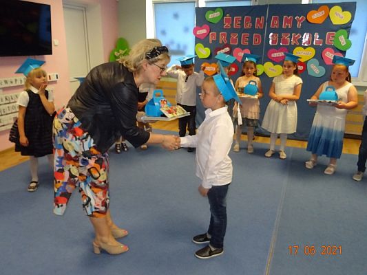 Grafika #5: Żegnaj przedszkolezakończenie 6-latków cz. III