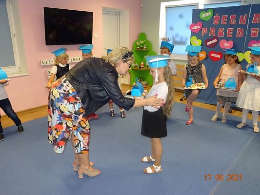 Grafika #16: Żegnaj przedszkolezakończenie 6-latków cz. III