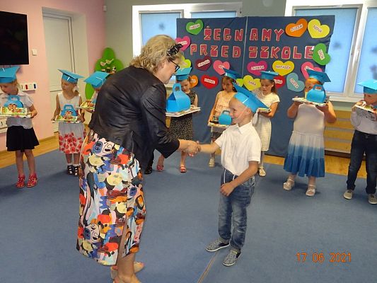 Grafika #17: Żegnaj przedszkolezakończenie 6-latków cz. III