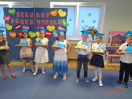Grafika #19: Żegnaj przedszkolezakończenie 6-latków cz. III