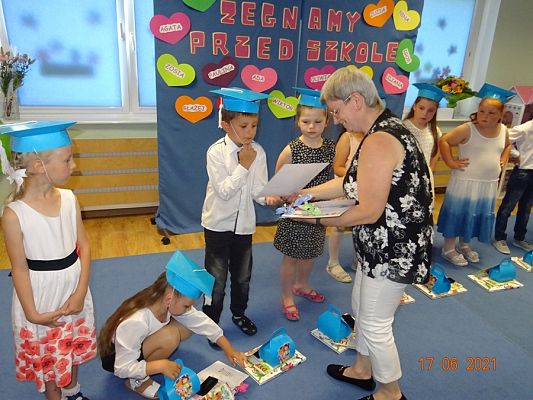 Grafika #25: Żegnaj przedszkolezakończenie 6-latków cz. III