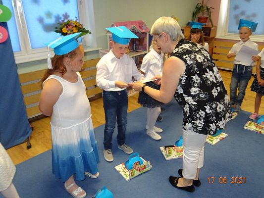 Grafika #26: Żegnaj przedszkolezakończenie 6-latków cz. III