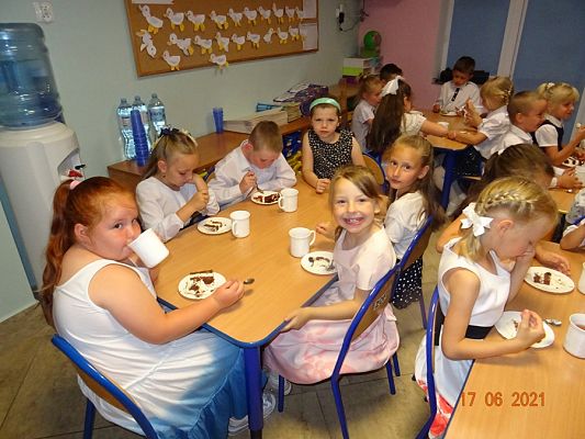 Grafika #38: Żegnaj przedszkolezakończenie 6-latków cz. III