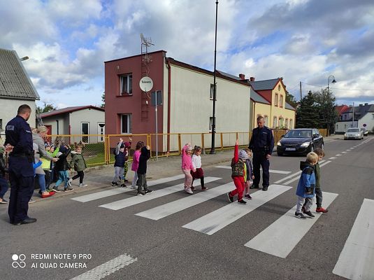 Grafika #8: Spotkanie z policjantami cz. I