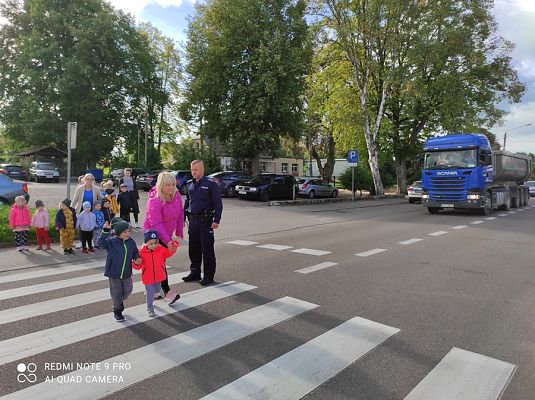 Grafika #12: Spotkanie z policjantami cz. I