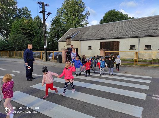 Grafika #3: Spotkanie z policjantami cz. II