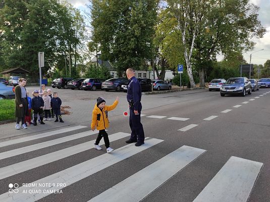 Grafika #4: Spotkanie z policjantami cz. II