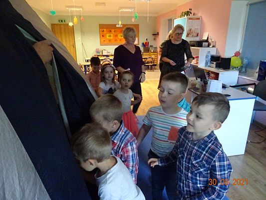 Grafika #6: Kino sferyczne w przedszkolu