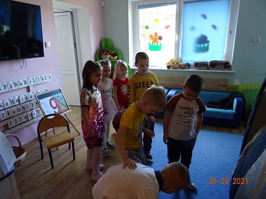 Grafika #7: Kino sferyczne w przedszkolu