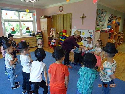 Grafika #2: Dzień Chłopaka w przedszkolu