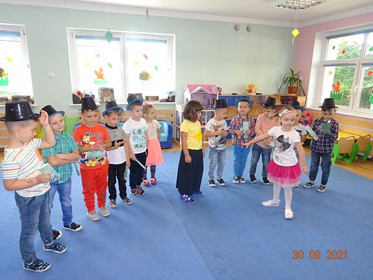 Grafika #5: Dzień Chłopaka w przedszkolu