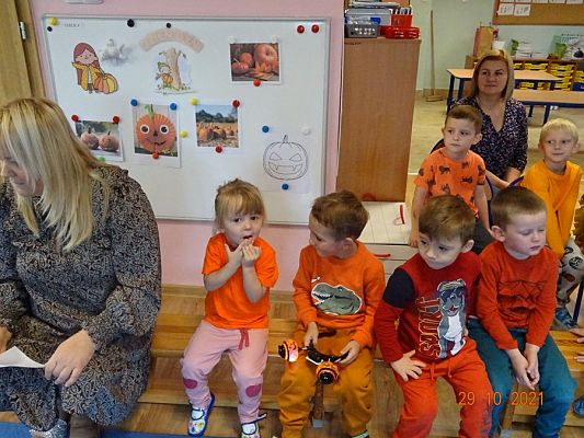 Grafika #8: Przedszkolny Konkurs Recytatorski Jesienne pogaduchy