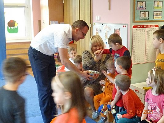 Grafika #47: Przedszkolny Konkurs Recytatorski Jesienne pogaduchy