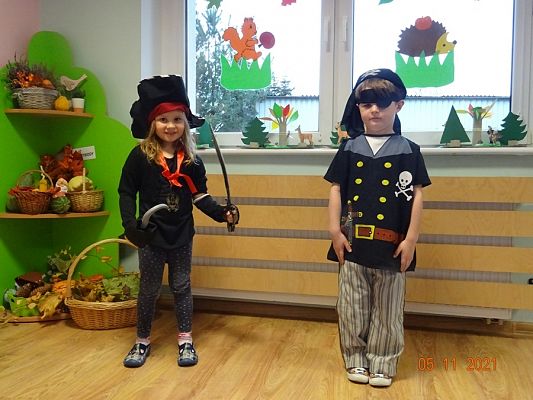 Grafika #4: Międzynarodowy Dzień Postaci Bajkowych cz.I